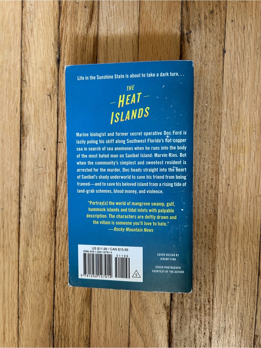 The Heat Islands — Blue Paperback Novel - Picture 3 of 4